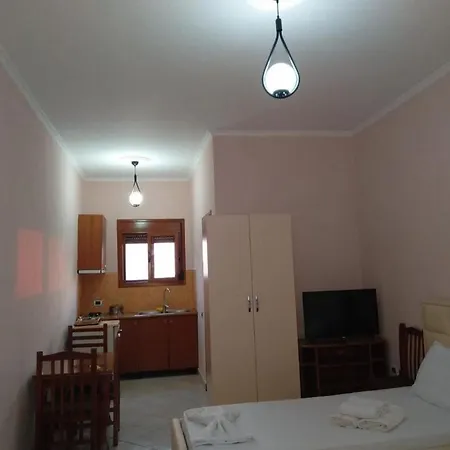Holiday Room's