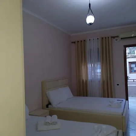 Room's Penzion Vlorë